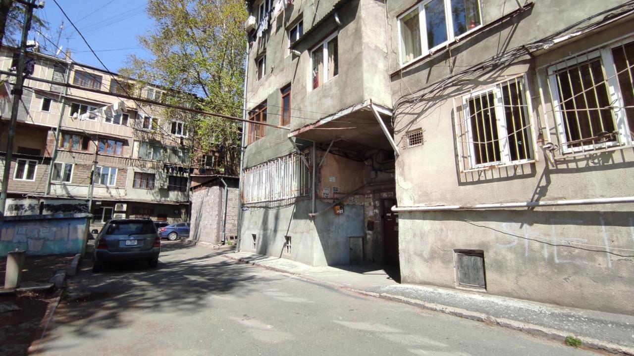 Appartment Lux, 2 Bedroom Yerevan Exterior photo